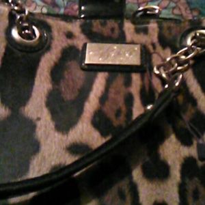 Carolyn tucker collection cheetah paten leather ha